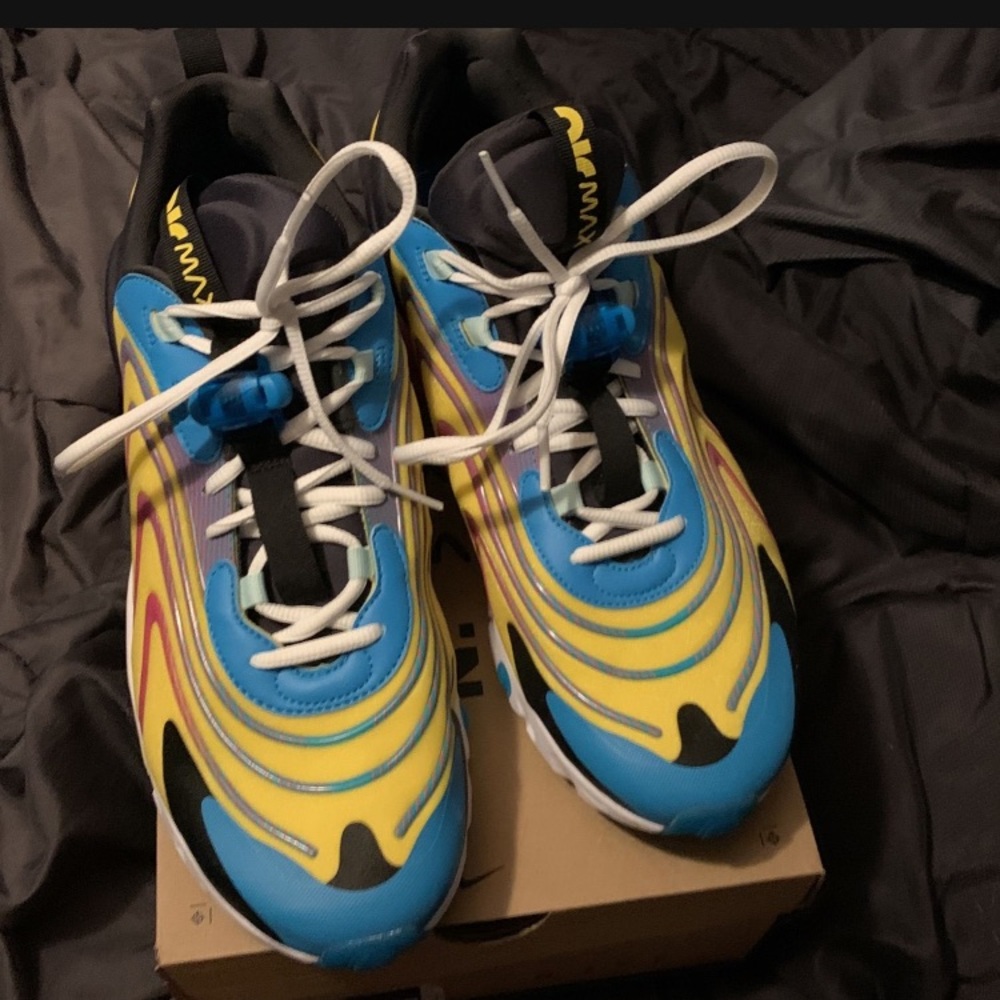 WORN ONE TIME - Picture 2 of 4